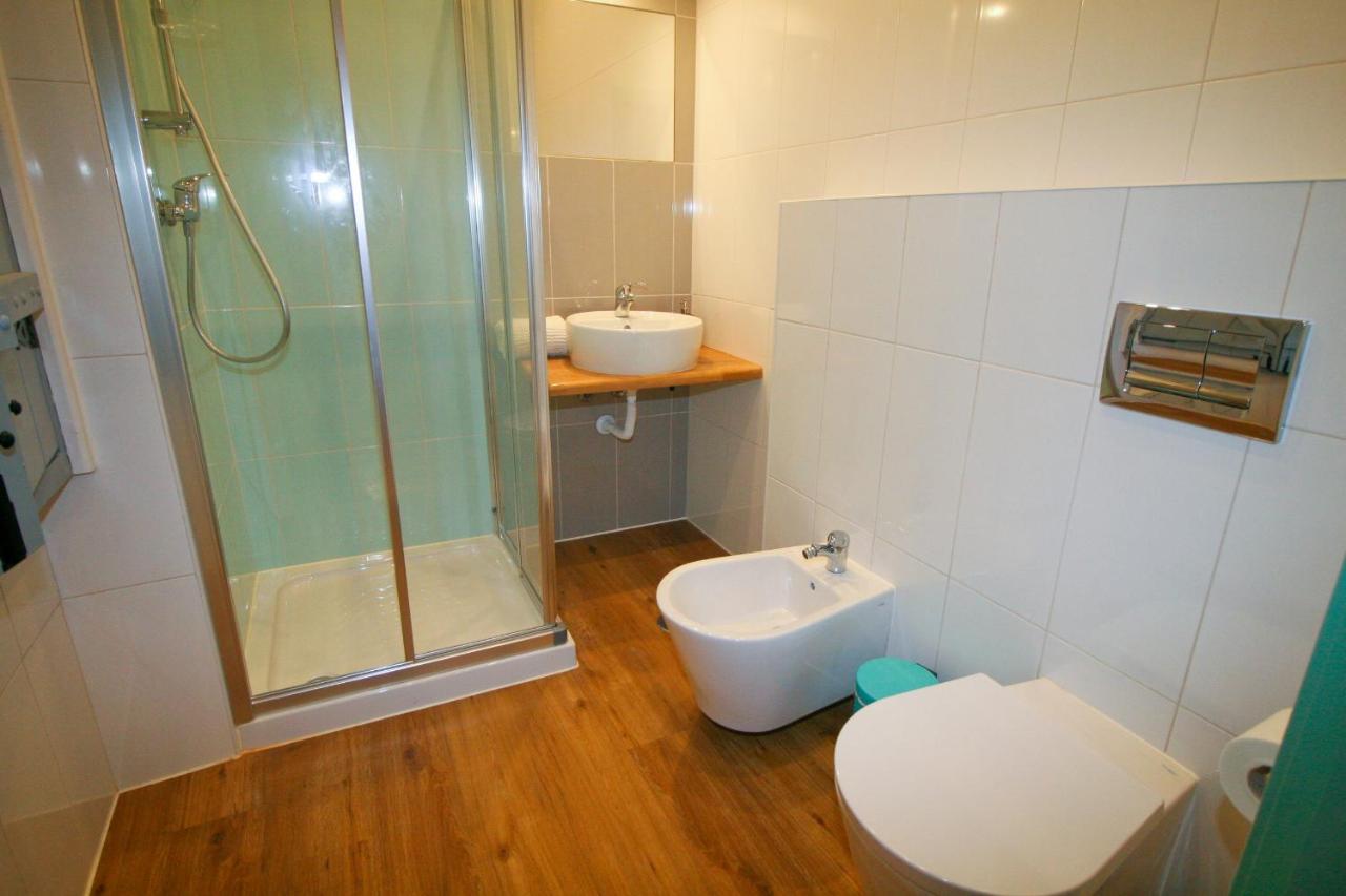 לינה וארוחת בוקר מונצ'יק Casa Dos Batalim מראה חיצוני תמונה